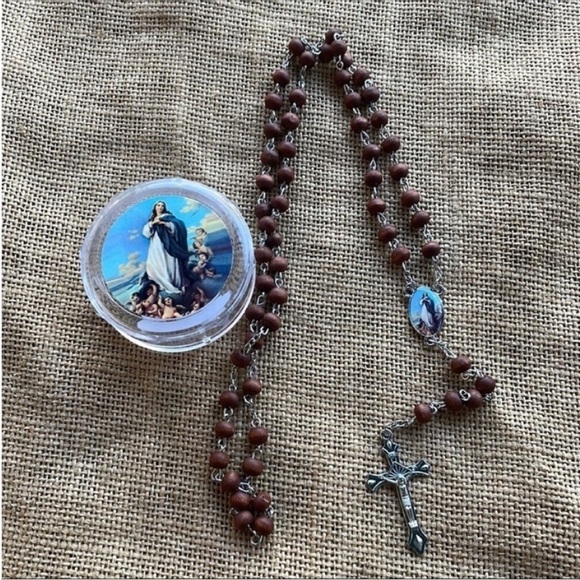 Rosary Guardian, angel wooden beaded new in box Floral scent Import New in box - Picture 3 of 6
